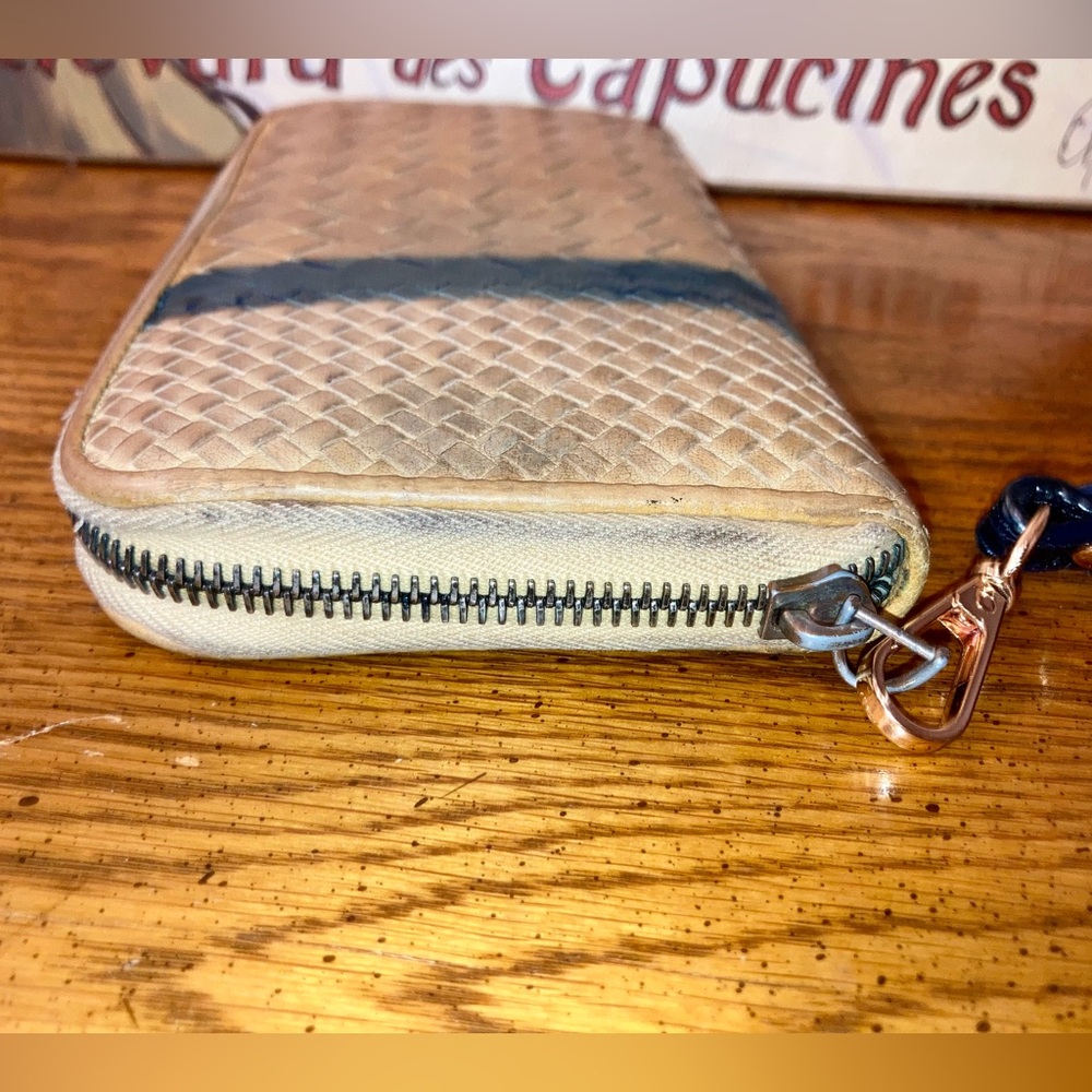 Bottega Veneta Intrecciato Woven Leather Wallet Tan - Picture 4 of 14